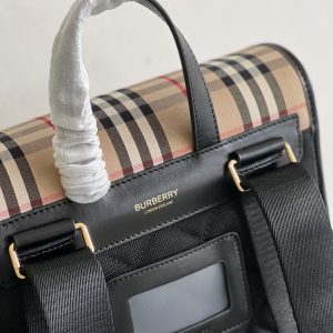 Burberry ECconyl Vintage Backpack-26*9*30CM - Image 7