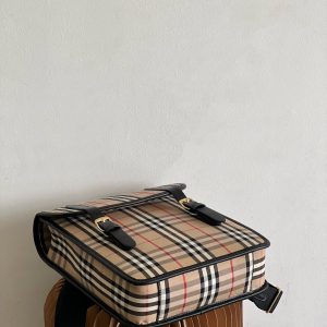 Burberry ECconyl Vintage Backpack-26*9*30CM - Image 6