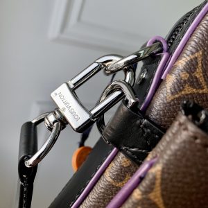 Louis VuittonTrio Handbag-25*18.5*7CM - Image 7