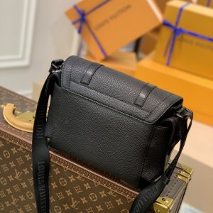Louis Vuitton Christopher Handbags-M58476-25*29*9CM - Image 3
