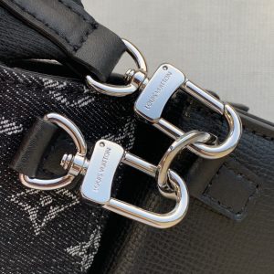 Louis Vuitton Trio Handbags- M81013-22*17*1CM - Image 4