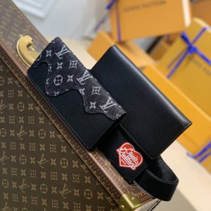 Louis Vuitton Trio Handbags- M81013-22*17*1CM - Image 5