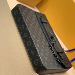 Louis Vuitton Pochette Steamer -M80107-32 x 22 x 4CM - Image 4