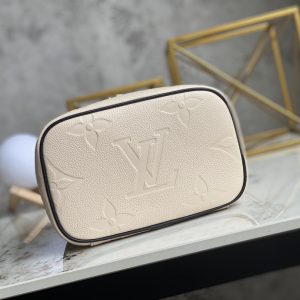 Louis Vuitton Cosmetic Bag-20*13.5*12CM - Image 2