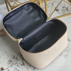 Louis Vuitton Cosmetic Bag-20*13.5*12CM - Image 8