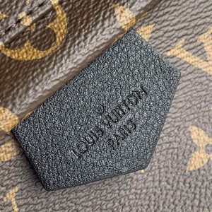 Louis Vuitton MM Backpack-28*33*16CM - Image 3
