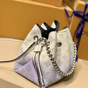 Louis Vuitton Bella Tote Bag-M57201-19*22*14CM - Image 8
