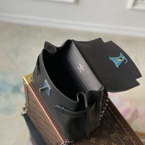 Louis Vuitton Lockme Ever 23x17x10CM - Image 8