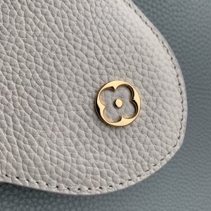 Louis Vuitton Capucines Bag-31.5*20*11CM - Image 6