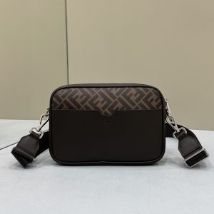 FendI Camera Bag-23.5x5x16CM - Image 4