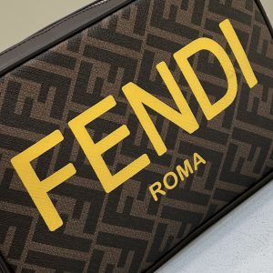 FendI Camera Bag-23.5x5x16CM - Image 5