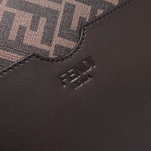 FendI Camera Bag-23.5x5x16CM - Image 7