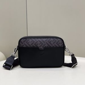 FendI Camera Bag-23.5x5x16CM - Image 2