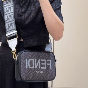 FendI Camera Bag-23.5x5x16CM - Image 14