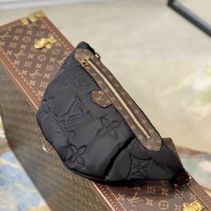 Louis Vuitton Pillow Maxi Bum Bag-44 x 24 x 7CM - Image 2