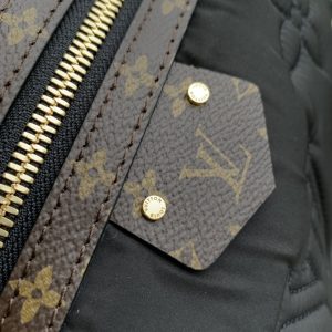 Louis Vuitton Pillow Maxi Bum Bag-44 x 24 x 7CM - Image 4