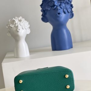 Louis Vuitton Mini Capucines Handlebag-21*14*8CM - Image 6