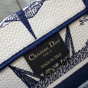 Diro Small Book Tote-26*8*22CM - Image 9