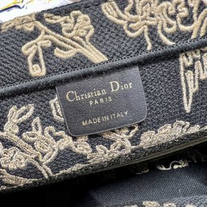 Diro Small Book Tote-36*18*28CM - Image 9