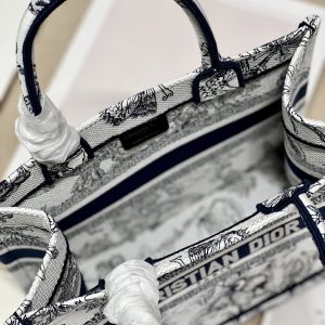 Diro Small Book Tote-26*8*22CM - Image 9