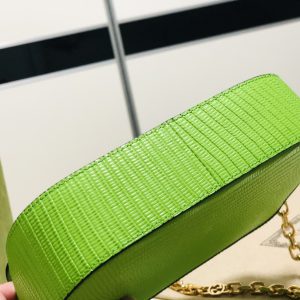 Gucci 1955 Horsebit Shoulder Bag-20.6*14.4*5.1CM - Image 4