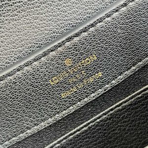 Louis Vuitton Mini Capucines Handlebag-21*14*8CM - Image 9