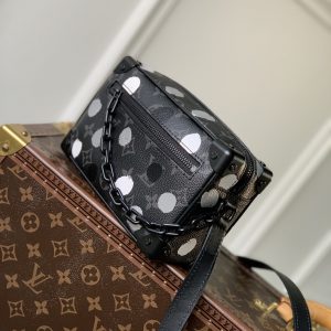 Louis Vuitton Mini Soft Trunk-M81936 -18*13*8M - Image 3