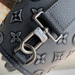 Louis Vuitton Roll Top Handbags M21371-60*37*15.5CM - Image 8