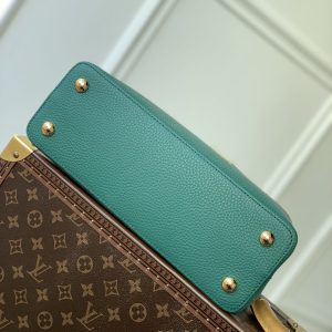 Louis Vuitton Capucines Bag-31.5*20*11CM - Image 4