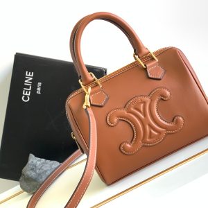 Celina 2023SS Cuir Triomphe Bag-19.5 X 14 X 7CM - Image 1