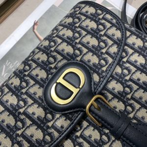 Di0r 30 Bobby Bag-23×18×7CM - Image 9
