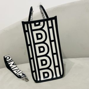 Fendi Sunshine Tote-31x17x35CM - Image 4