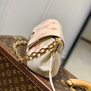 Louis Vuitton Favorite M46393-24 x 14 x 9CM - Image 5