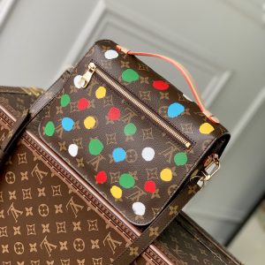 Louis Vuitton Pochette Metis Handbags-25*19*7CM - Image 3