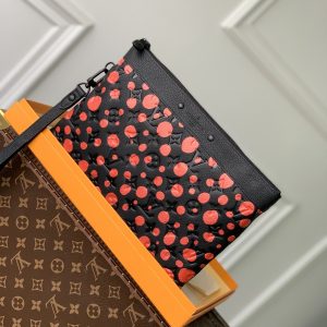 Louis Vuitton x YK Pochette To Go-30 x 21.5 x 1 CM - Image 3