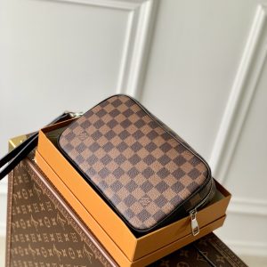 Louis Vuitton Pochette Kasai -25 x 15.5 x 6.5 CM - Image 2