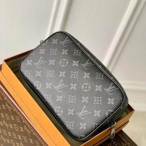 Louis Vuitton Pochette Kasai -25 x 15.5 x 6.5 CM - Image 2