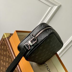 Louis Vuitton Pochette Kasai -25 x 15.5 x 6.5 CM - Image 3