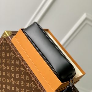 Louis Vuitton Pochette Kasai -25 x 15.5 x 6.5 CM - Image 5