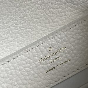 Louis Vuitton Mini Capucines Handlebag-21*14*8CM - Image 9