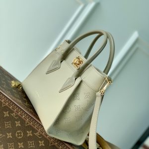 Louis Vuitton On My Side Tote Bag-25*20*12CM - Image 2