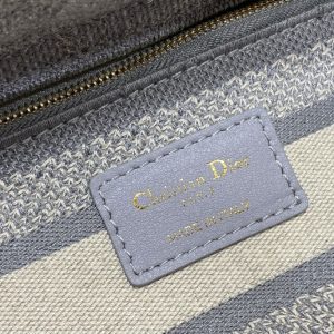 Lady Diro Handle Bag-24CM - Image 9
