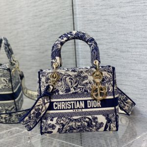Lady Diro Handle Bag-24CM - Image 1