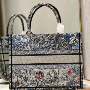 Diro Book Tote - Image 6