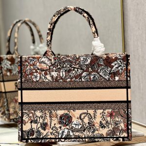 Diro Book Tote - Image 5