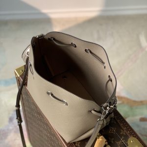 Louis Vuitton Bella Tote Bag-M57201-19*22*14CM - Image 7