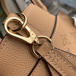 Louis Vuitton On My Side Tote Bag-M21569-30.5*24.5*14CM - Image 8