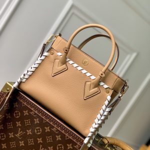Louis Vuitton On My Side Tote Bag-25*20*12CM - Image 3