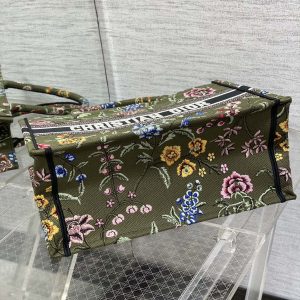 Diro Book Tote - Image 8