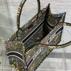 Diro Book Tote - Image 9